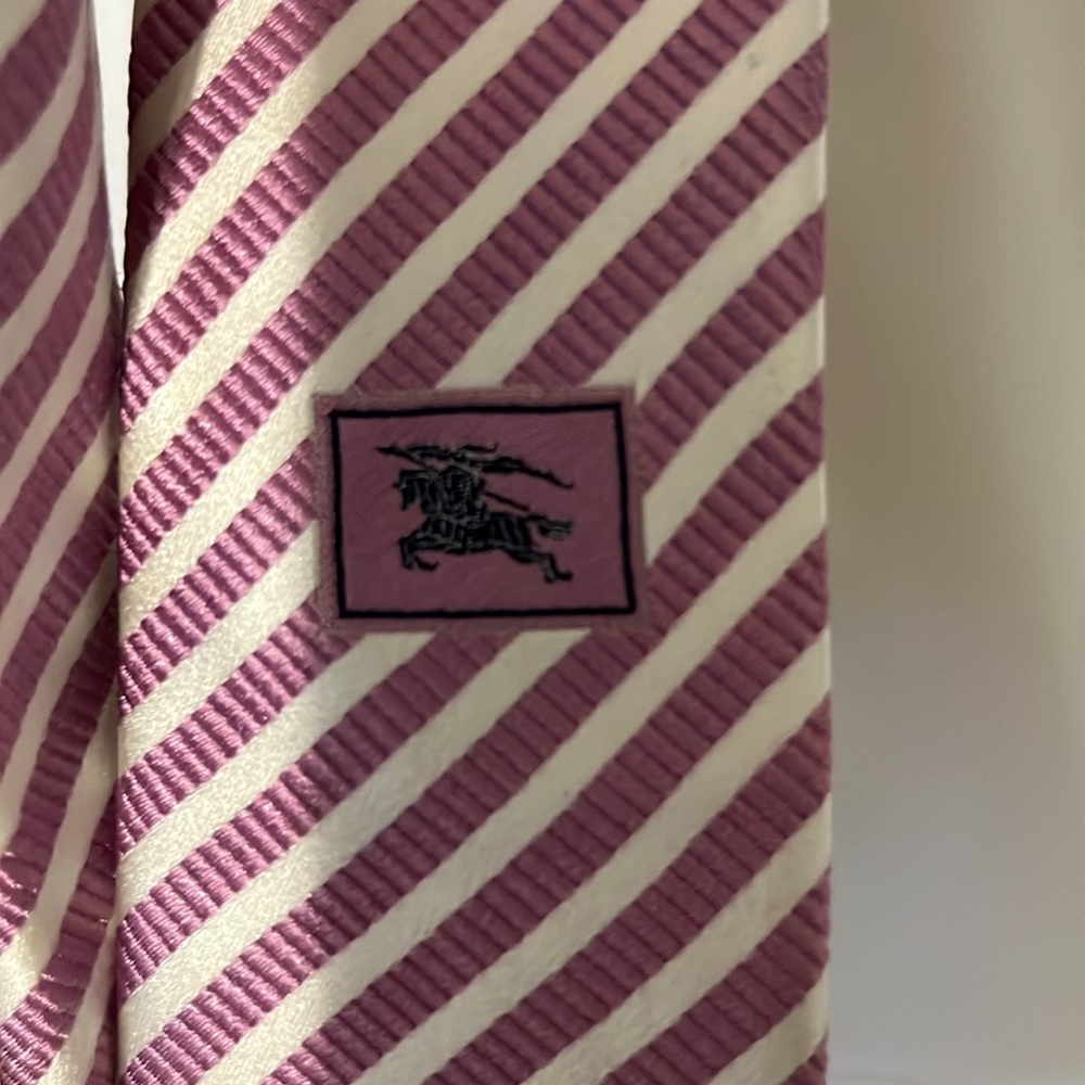 Burberry neck tie - Picture 3 of 4